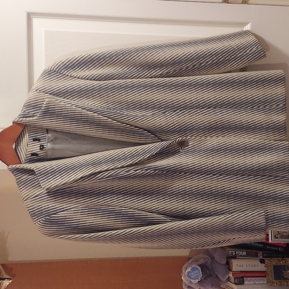 Unknown designer blazer gray/white